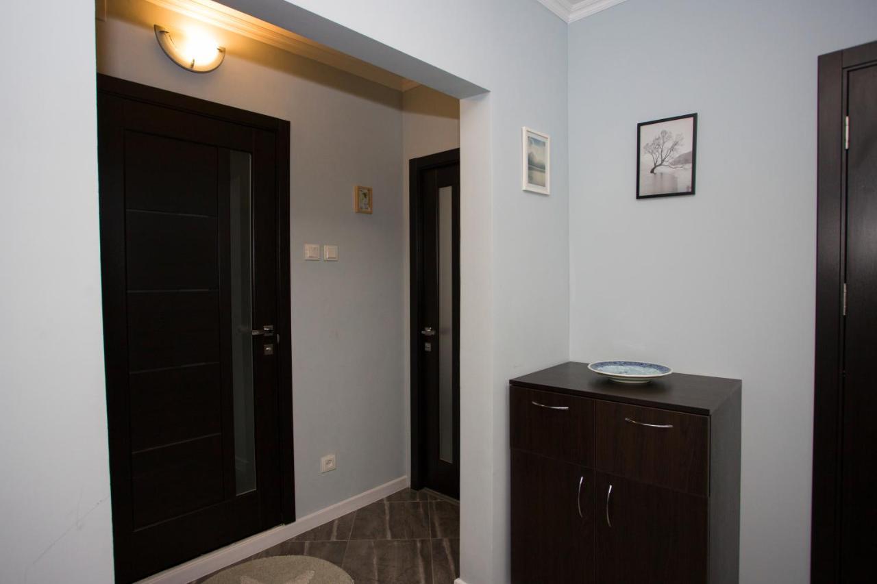 Apartament Curat Si Confortabil Str. Ismail 86 In Centrul Chisinaului Apartment Bagian luar foto